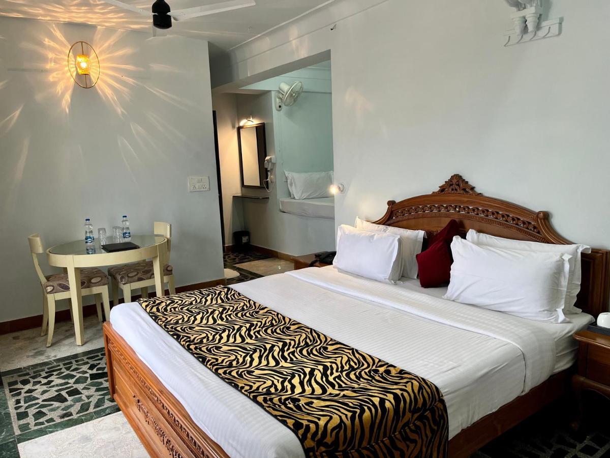 אודייפור Hotel The Tiger מראה חיצוני תמונה