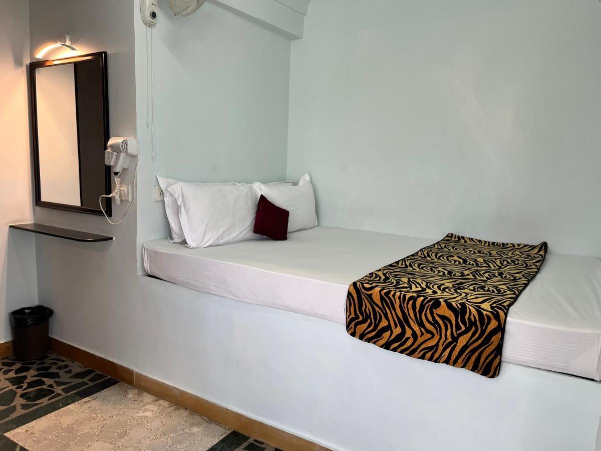 אודייפור Hotel The Tiger מראה חיצוני תמונה