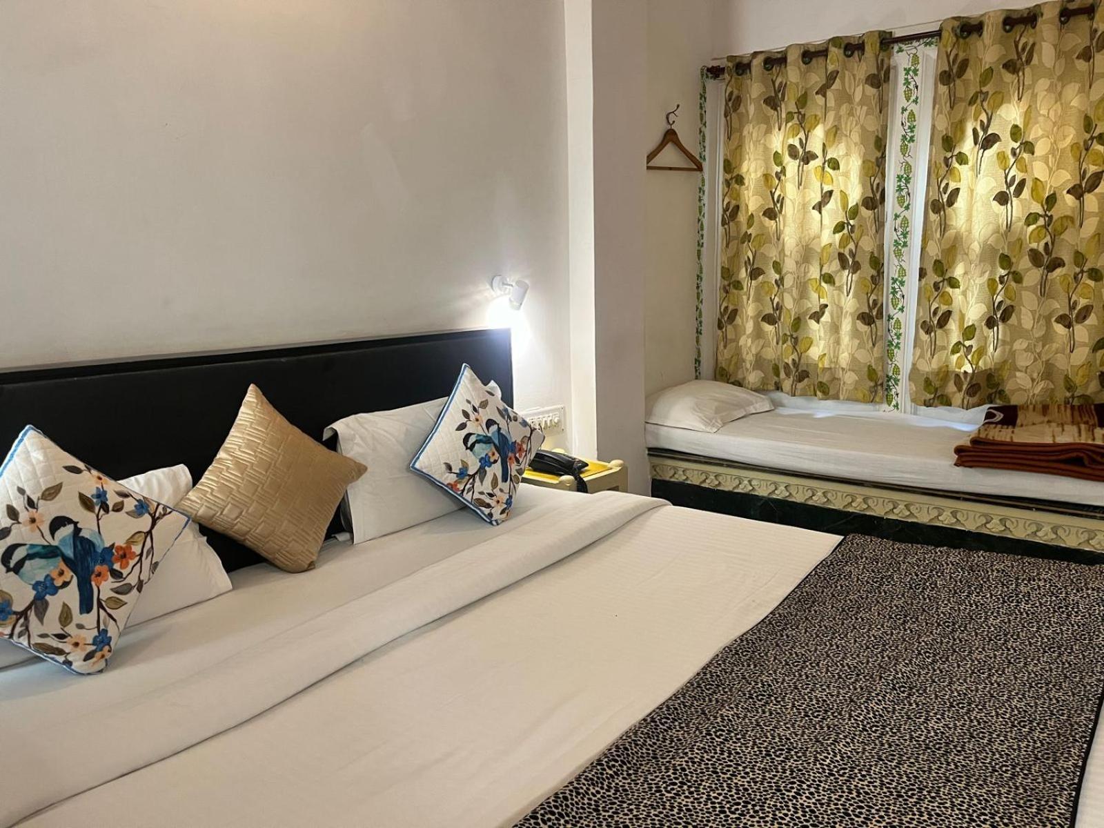 אודייפור Hotel The Tiger מראה חיצוני תמונה