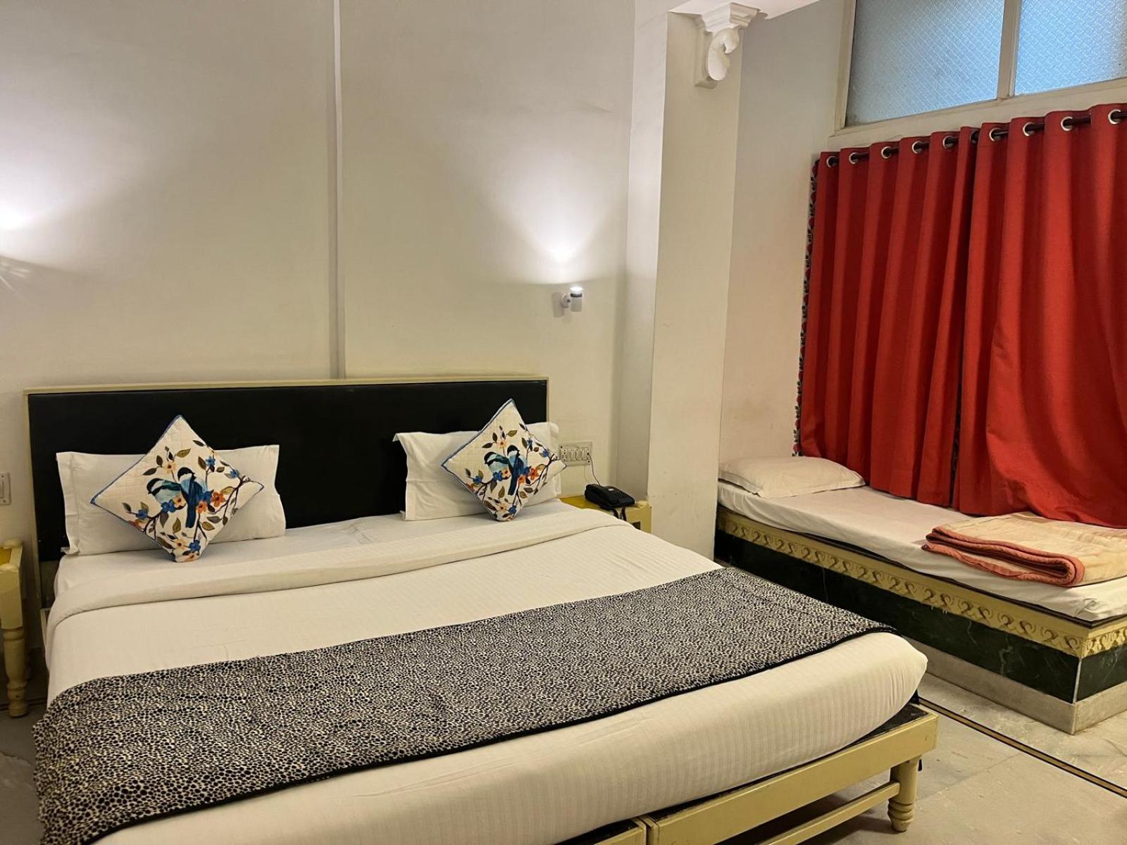 אודייפור Hotel The Tiger מראה חיצוני תמונה