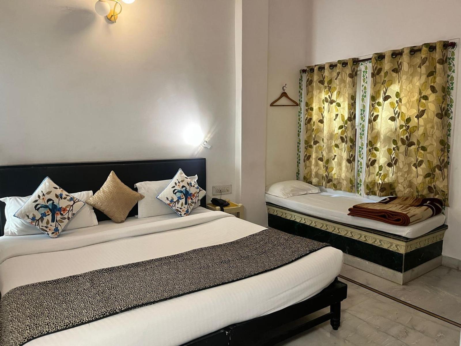 אודייפור Hotel The Tiger מראה חיצוני תמונה