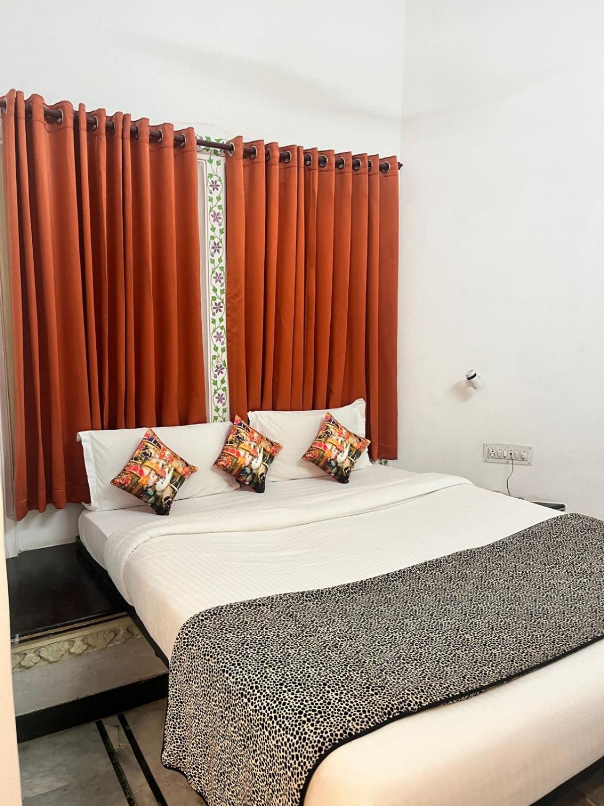 אודייפור Hotel The Tiger מראה חיצוני תמונה